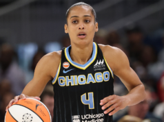 Musim Chicago Sky berlalu dengan cara yang biasa ketika Skylar Diggins meratapi ‘mentalitas pecundang’
| beritakitanih Musim Chicago Sky berlalu dengan cara yang biasa ketika Skylar Diggins meratapi 'mentalitas pecundang'
| beritakitanih
