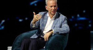 NASA memilih perusahaan roket Eric Schmidt untuk misi tahun 2028 ke Mars
| beritakitanih NASA memilih perusahaan roket Eric Schmidt untuk misi tahun 2028 ke Mars
| beritakitanih