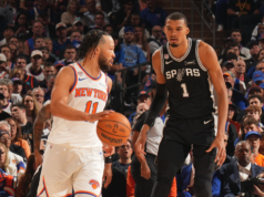 NBA mengakui Victor Wembanyama melanggar Jalen Brunson dengan dorongan Game 3, tetapi permainan tidak akan ditingkatkan menjadi mencolok
| beritakitanih NBA mengakui Victor Wembanyama melanggar Jalen Brunson dengan dorongan Game 3, tetapi permainan tidak akan ditingkatkan menjadi mencolok
| beritakitanih