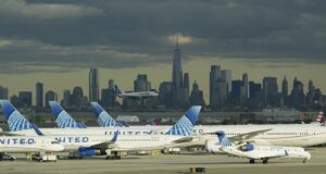 NTSB mengatakan jet United terlalu lambat dan terlalu rendah dalam kecelakaan pendaratan di Newark
| beritakitanih NTSB mengatakan jet United terlalu lambat dan terlalu rendah dalam kecelakaan pendaratan di Newark
| beritakitanih