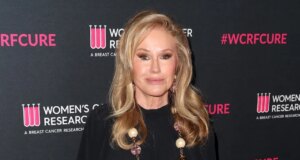 Naik Turun Kathy Hilton: Dari Momen Ikonik ‘RHOBH’ hingga Drama Kebanggaan
| beritakitanih Naik Turun Kathy Hilton: Dari Momen Ikonik 'RHOBH' hingga Drama Kebanggaan
| beritakitanih