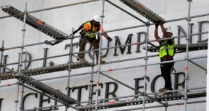 Nama Trump siap untuk dihapus dari Kennedy Center
| beritakitanih Nama Trump siap untuk dihapus dari Kennedy Center
| beritakitanih