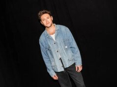 Niall Horan Memuji BTS & Menjelaskan Bagaimana Grup K-Pop ‘Berbeda’ dari One Direction
| beritakitanih Niall Horan Memuji BTS & Menjelaskan Bagaimana Grup K-Pop 'Berbeda' dari One Direction
| beritakitanih