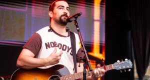 Noah Kahan Minta Fans Berhenti Mencuri Rambu Jalan Kampung Halaman: ‘Total Disrespect’
| beritakitanih Noah Kahan Minta Fans Berhenti Mencuri Rambu Jalan Kampung Halaman: 'Total Disrespect'
| beritakitanih