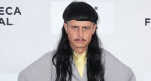 Oliver Tree Mati pada Usia 32 Setelah Kecelakaan Helikopter di Brasil
| beritakitanih Oliver Tree Mati pada Usia 32 Setelah Kecelakaan Helikopter di Brasil
| beritakitanih