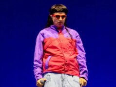 Oliver Tree, Musisi ‘Alien Boy’ dan ‘Life Goes On’, Meninggal pada Usia 32 dalam Kecelakaan Helikopter
| beritakitanih Oliver Tree, Musisi 'Alien Boy' dan 'Life Goes On', Meninggal pada Usia 32 dalam Kecelakaan Helikopter
| beritakitanih