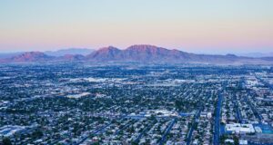 Orang Amerika tetap tinggal di 5 kota ini—dan berbondong-bondong ke 5 kota lainnya
| beritakitanih Orang Amerika tetap tinggal di 5 kota ini—dan berbondong-bondong ke 5 kota lainnya
| beritakitanih