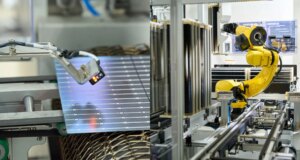 Pabrik tenaga surya pertama yang terintegrasi secara vertikal di AS mulai berproduksi untuk memberi daya pada 1,3 juta rumah
| beritakitanih Pabrik tenaga surya pertama yang terintegrasi secara vertikal di AS mulai berproduksi untuk memberi daya pada 1,3 juta rumah
| beritakitanih