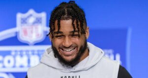 Pacar Marshawn Kneeland dari Dallas Cowboys Melahirkan Setelah Kematiannya
| beritakitanih Pacar Marshawn Kneeland dari Dallas Cowboys Melahirkan Setelah Kematiannya
| beritakitanih