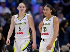 Paige Bueckers dari Wings, Azzi Fudd mencapai tonggak sejarah baru bersama dalam kemenangan 112-110
| beritakitanih Paige Bueckers dari Wings, Azzi Fudd mencapai tonggak sejarah baru bersama dalam kemenangan 112-110
| beritakitanih