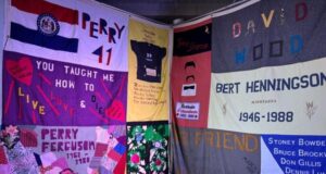Panel AIDS Memorial Quilt hadir di Minneapolis
| beritakitanih Panel AIDS Memorial Quilt hadir di Minneapolis
| beritakitanih