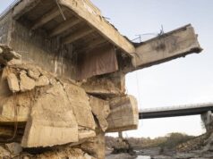 Para pejabat memperkirakan tanggal dimulainya musim dingin untuk jembatan Minnesota selatan yang hancur akibat banjir
| beritakitanih Para pejabat memperkirakan tanggal dimulainya musim dingin untuk jembatan Minnesota selatan yang hancur akibat banjir
| beritakitanih
