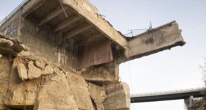 Para pejabat memperkirakan tanggal dimulainya musim dingin untuk jembatan Minnesota selatan yang hancur akibat banjir
| beritakitanih Para pejabat memperkirakan tanggal dimulainya musim dingin untuk jembatan Minnesota selatan yang hancur akibat banjir
| beritakitanih