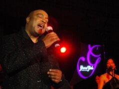 Peabo Bryson, Suara Lembut di Balik Duet Disney & Lainnya, Meninggal di Usia 75 Tahun
| beritakitanih Peabo Bryson, Suara Lembut di Balik Duet Disney & Lainnya, Meninggal di Usia 75 Tahun
| beritakitanih