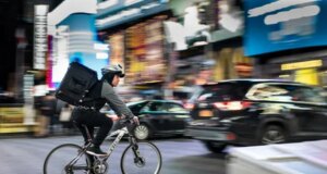 Pekerjaan tersembunyi dalam dukungan teknologi modern mengubah kita semua menjadi karyawan yang tidak dibayar
| beritakitanih Pekerjaan tersembunyi dalam dukungan teknologi modern mengubah kita semua menjadi karyawan yang tidak dibayar
| beritakitanih