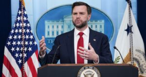 Pembicaraan AS-Iran di Swiss dibatalkan. Dan, DHS akan memberikan aplikasi pengenalan wajah kepada polisi
| beritakitanih Pembicaraan AS-Iran di Swiss dibatalkan. Dan, DHS akan memberikan aplikasi pengenalan wajah kepada polisi
| beritakitanih