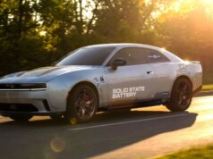 Pembuat Dodge Charger melakukan uji jalan baterai EV solid-state yang mampu mengisi daya 90% dalam 18 menit
| beritakitanih Pembuat Dodge Charger melakukan uji jalan baterai EV solid-state yang mampu mengisi daya 90% dalam 18 menit
| beritakitanih