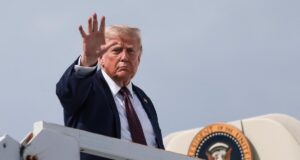Pemerintahan Trump memuji kesepakatan dengan Iran sebagai bayaran bagi para petani AS; Teheran membantahnya
| beritakitanih Pemerintahan Trump memuji kesepakatan dengan Iran sebagai bayaran bagi para petani AS; Teheran membantahnya
| beritakitanih