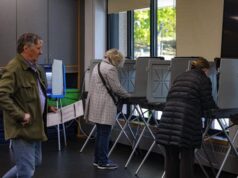 Pemungutan suara awal untuk pemilihan pendahuluan Minnesota dimulai
| beritakitanih Pemungutan suara awal untuk pemilihan pendahuluan Minnesota dimulai
| beritakitanih