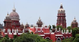 Pengadilan Tinggi Madras membatalkan perintah penunjukan administrator sementara untuk sekolah Chettinad Vidyashram
| beritakitanih Pengadilan Tinggi Madras membatalkan perintah penunjukan administrator sementara untuk sekolah Chettinad Vidyashram
| beritakitanih