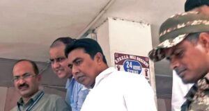 Pengadilan menyusun dakwaan terhadap mantan pemimpin TMC Sheikh Shahjahan, lainnya dalam kasus PMLA: ED
| beritakitanih Pengadilan menyusun dakwaan terhadap mantan pemimpin TMC Sheikh Shahjahan, lainnya dalam kasus PMLA: ED
| beritakitanih