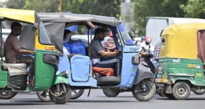 Pengemudi mobil takut kehilangan pendapatan, mencari infra pengisian daya yang lebih baik untuk transisi EV yang lancar
| beritakitanih Pengemudi mobil takut kehilangan pendapatan, mencari infra pengisian daya yang lebih baik untuk transisi EV yang lancar
| beritakitanih