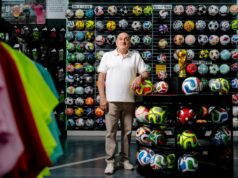 Penggemar sepak bola Irak merayakan berakhirnya kekeringan Piala Dunia selama 40 tahun
| beritakitanih Penggemar sepak bola Irak merayakan berakhirnya kekeringan Piala Dunia selama 40 tahun
| beritakitanih