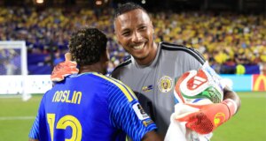 Penjaga gawang Curacao, Eloy Room, menjadi pahlawan Piala Dunia dengan performanya menyaingi mantan bintang USMNT Tim Howard
| beritakitanih Penjaga gawang Curacao, Eloy Room, menjadi pahlawan Piala Dunia dengan performanya menyaingi mantan bintang USMNT Tim Howard
| beritakitanih