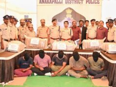 Penyelundupan Ganja dengan hubungan internasional ditangkap di Anakapalli; 213 kg disita, lima ditahan
| beritakitanih Penyelundupan Ganja dengan hubungan internasional ditangkap di Anakapalli; 213 kg disita, lima ditahan
| beritakitanih