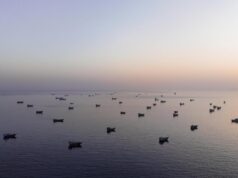 Perang Asia Barat LANGSUNG: AS mengatakan mereka menghancurkan dua drone Iran yang menargetkan pengiriman Hormuz
| beritakitanih Perang Asia Barat LANGSUNG: AS mengatakan mereka menghancurkan dua drone Iran yang menargetkan pengiriman Hormuz
| beritakitanih