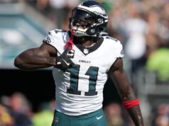 Perdagangan AJ Brown: Apa yang Patriots dapatkan dari penerima luas dan bagaimana dia akan membantu Drake Maye
| beritakitanih Perdagangan AJ Brown: Apa yang Patriots dapatkan dari penerima luas dan bagaimana dia akan membantu Drake Maye
| beritakitanih