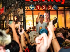 Pesta tontonan Final NBA Game 3 di luar MSG dibatalkan karena perkiraan Trump
| beritakitanih Pesta tontonan Final NBA Game 3 di luar MSG dibatalkan karena perkiraan Trump
| beritakitanih