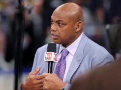 Prediksi Final NBA Charles Barkley mungkin akan mengejutkan penggemar Spurs dan Knicks
| beritakitanih Prediksi Final NBA Charles Barkley mungkin akan mengejutkan penggemar Spurs dan Knicks
| beritakitanih