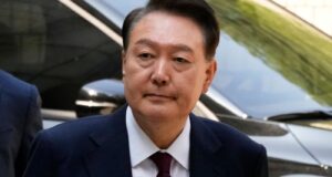 Presiden Korea Selatan yang digulingkan, Yoon, dijatuhi hukuman penjara karena penerbangan drone di Pyongyang
| beritakitanih Presiden Korea Selatan yang digulingkan, Yoon, dijatuhi hukuman penjara karena penerbangan drone di Pyongyang
| beritakitanih