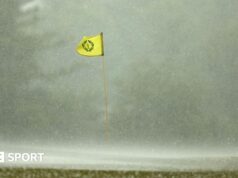 Putaran ketiga peringatan ditangguhkan karena badai petir
| beritakitanih Putaran ketiga peringatan ditangguhkan karena badai petir
| beritakitanih