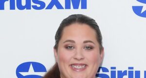 Putri Mama June Jessica Shannon dan Istri Shyann McCant Putus
| beritakitanih Putri Mama June Jessica Shannon dan Istri Shyann McCant Putus
| beritakitanih