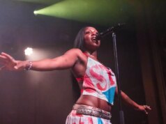 Rachel Chinouriri Mengibarkan Bendera Bakat Lokal di SXSW London 2026 Showcase: 5 Momen Terbaik
| beritakitanih Rachel Chinouriri Mengibarkan Bendera Bakat Lokal di SXSW London 2026 Showcase: 5 Momen Terbaik
| beritakitanih