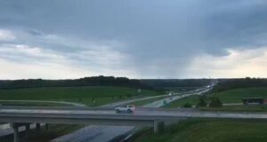 Ribuan orang kehilangan aliran listrik setelah terjadinya badai di Minnesota, dan cuaca panas akan semakin panas
| beritakitanih Ribuan orang kehilangan aliran listrik setelah terjadinya badai di Minnesota, dan cuaca panas akan semakin panas
| beritakitanih