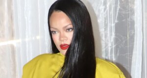 Rihanna Membuktikan Bentuk Kotak Terlihat Cantik pada Kuku Pendek — Lihat Foto
| beritakitanih Rihanna Membuktikan Bentuk Kotak Terlihat Cantik pada Kuku Pendek — Lihat Foto
| beritakitanih