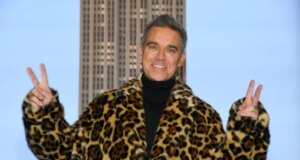 Robbie Williams Menandatangani Kontrak Dengan WME untuk Perwakilan Seluruh Dunia
| beritakitanih Robbie Williams Menandatangani Kontrak Dengan WME untuk Perwakilan Seluruh Dunia
| beritakitanih