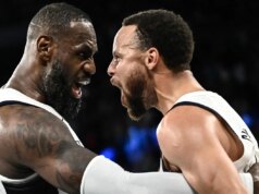Rumor NBA: Warriors tertarik untuk mengontrak LeBron James, menukar Anthony Davis untuk bergabung dengan Stephen Curry
| beritakitanih Rumor NBA: Warriors tertarik untuk mengontrak LeBron James, menukar Anthony Davis untuk bergabung dengan Stephen Curry
| beritakitanih
