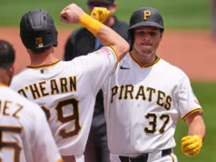 Ryan O’Hearn melakukan homers dua kali, membantu Pirates menghindari sapuan dengan kemenangan 9-4 atas Reds
| beritakitanih Ryan O'Hearn melakukan homers dua kali, membantu Pirates menghindari sapuan dengan kemenangan 9-4 atas Reds
| beritakitanih