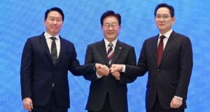 Samsung dan SK Hynix mengumumkan investasi bersama sebesar $518 miliar dalam kecerdasan buatan
| beritakitanih Samsung dan SK Hynix mengumumkan investasi bersama sebesar $518 miliar dalam kecerdasan buatan
| beritakitanih