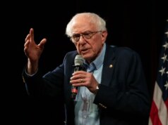 Sanders menagih perusahaan AI sebesar $7T dana publik, menargetkan pembayaran $1.000 untuk warga AS
| beritakitanih Sanders menagih perusahaan AI sebesar $7T dana publik, menargetkan pembayaran $1.000 untuk warga AS
| beritakitanih