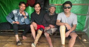 Sebuah Keluarga yang Dirusak oleh Ranjau Darat di Myanmar
| beritakitanih Sebuah Keluarga yang Dirusak oleh Ranjau Darat di Myanmar
| beritakitanih
