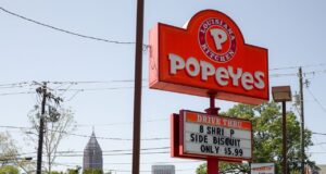 Semakin banyak toko Popeyes yang ditutup karena kebangkrutan waralaba: Lihat daftar lokasi terbaru
| beritakitanih Semakin banyak toko Popeyes yang ditutup karena kebangkrutan waralaba: Lihat daftar lokasi terbaru
| beritakitanih