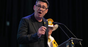 Setelah Kemenangan Andy Burnham, Inggris Akan Menguji Seberapa Jauh Karisma Dapat Mengubah Dinamika Pemilu
| beritakitanih Setelah Kemenangan Andy Burnham, Inggris Akan Menguji Seberapa Jauh Karisma Dapat Mengubah Dinamika Pemilu
| beritakitanih