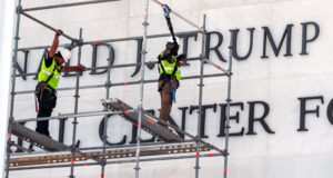 Setelah Kemunduran Hukum, Kennedy Center Harus Segera Memutuskan Nama Trump
| beritakitanih Setelah Kemunduran Hukum, Kennedy Center Harus Segera Memutuskan Nama Trump
| beritakitanih