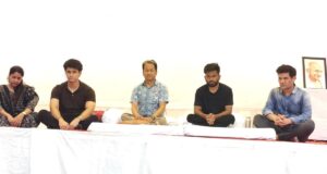 Sonam Wangchuk bergabung dengan protes CJP, memulai mogok makan di Jantar Mantar
| beritakitanih Sonam Wangchuk bergabung dengan protes CJP, memulai mogok makan di Jantar Mantar
| beritakitanih