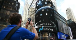 SpaceX bergabung dengan indeks Nasdaq-100: Garis waktu, tanggal, dampak pada QQQ, rencana 401(k), dan banyak lagi
| beritakitanih SpaceX bergabung dengan indeks Nasdaq-100: Garis waktu, tanggal, dampak pada QQQ, rencana 401(k), dan banyak lagi
| beritakitanih